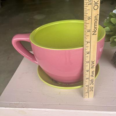 Sale Photo Thumbnail #62: Pink teacup planter and other decorative items