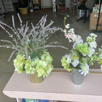 Sale Photo Thumbnail #73: Ceramic vase and metal vase with floral