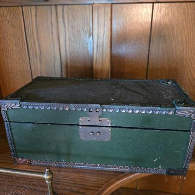 Wooden box