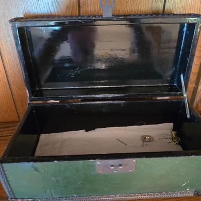 Wooden box