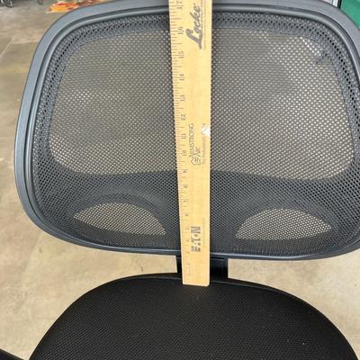 Sale Photo Thumbnail #108: Black office chair - see pics for size