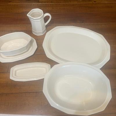 Sale Photo Thumbnail #133: White serving bowls and dishes