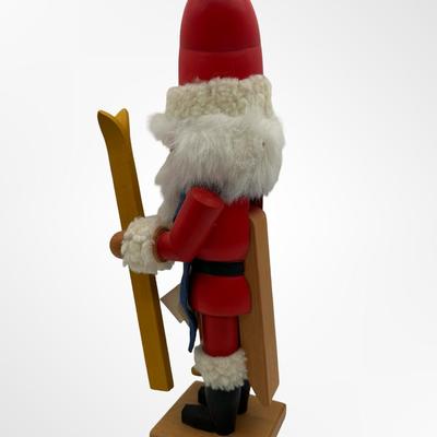 “Nutcracker Santa with Ski" by Holzkunst Christian Ulbricht