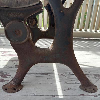 Antique Cast Iron & Wood School Desks – E.W.A. Rowles Co. Chicago