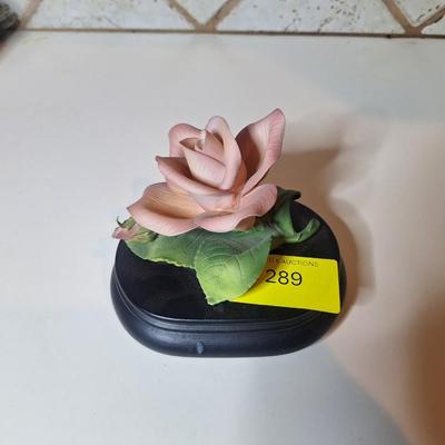Sale Photo Thumbnail #614: it plays you light up my life
