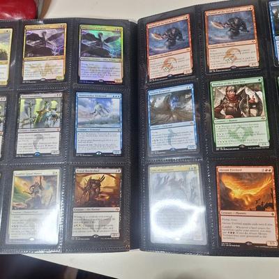 Sale Photo Thumbnail #621: the binder on the left has several cards in it, the one on the right doesn't have any.  See photos
