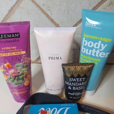 Sale Photo Thumbnail #670: lotions are full, or feel nearly full.
