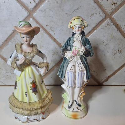 Sale Photo Thumbnail #681: vintage porcelain figurines