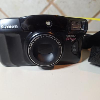 Sale Photo Thumbnail #706: not digital- uses 35mm film