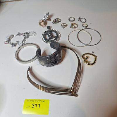 Sale Photo Thumbnail #718: jewelry bundle, all costume