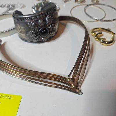 Sale Photo Thumbnail #719: jewelry bundle, all costume