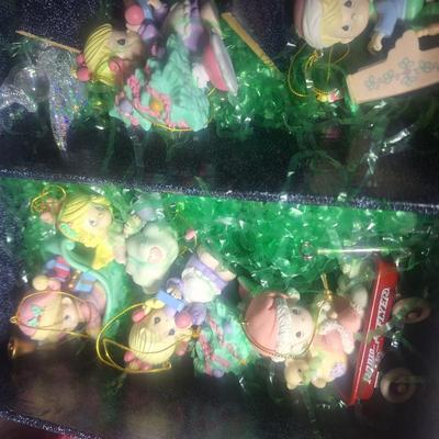 Sale Photo Thumbnail #727: Precious moments Ornaments