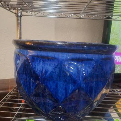 Sale Photo Thumbnail #758: notice the sticker on this from the garden store it was $129 and never used.  It Is larger than the photo makes it appear