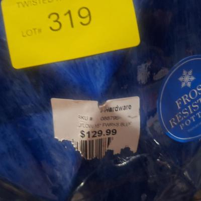 Sale Photo Thumbnail #753: notice the sticker on this from the garden store it was $129 and never used.  It Is larger than the photo makes it appear