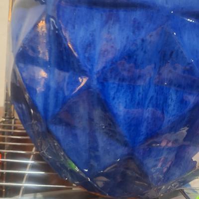 Sale Photo Thumbnail #756: notice the sticker on this from the garden store it was $129 and never used.  It Is larger than the photo makes it appear