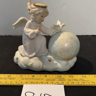 Enesco Heavenly Kingdom Angel