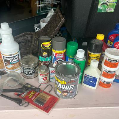 Sale Photo Thumbnail #180: Basket with cleaning supplies and chemicals