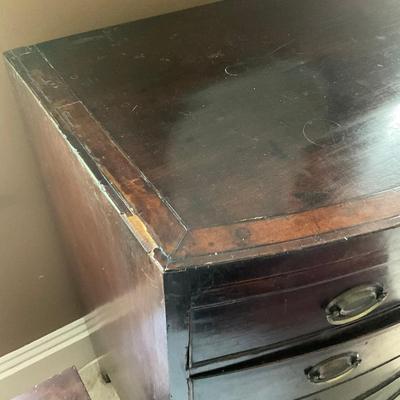 C211 Antique Hepplewhite Bow Front Four Drawer Dresser