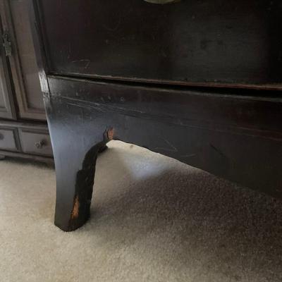 C211 Antique Hepplewhite Bow Front Four Drawer Dresser