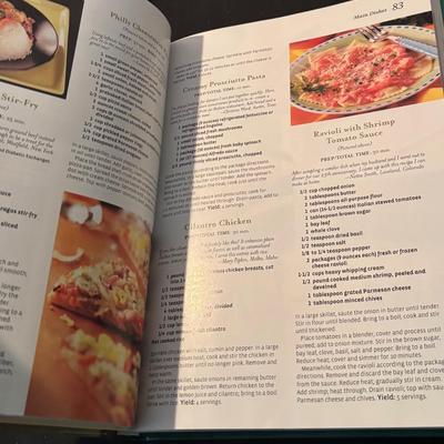 Taste of Home Annual Recipe Set