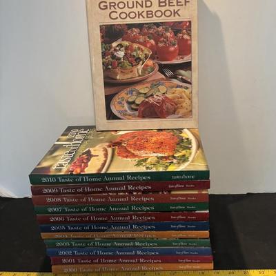 Taste of Home Annual Recipe Set