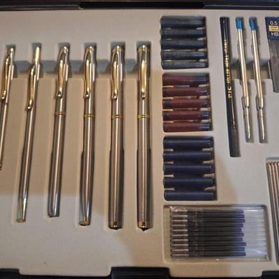 Sale Photo Thumbnail #791: Pen set