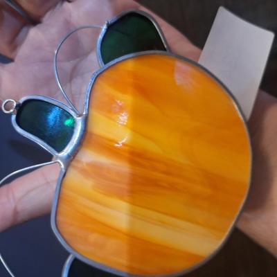 Sale Photo Thumbnail #798: Stained glass pumpkin suncatcher