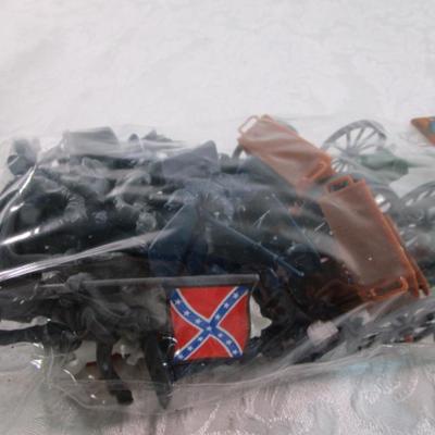 Sale Photo Thumbnail #123: 26 pieces (includes cannons flag, etc.), See pictures