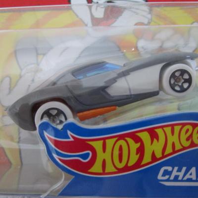 Sale Photo Thumbnail #210: Bugs Bunny car and Hot Dog car