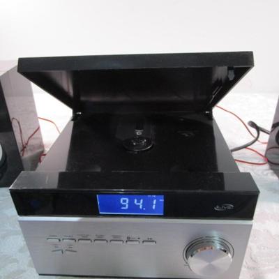 Sale Photo Thumbnail #333: Model IHB227B, plays CDs, includes speakers, Blue Tooth enabled, tested & works
