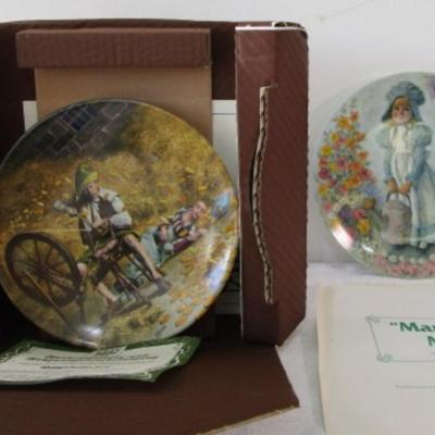 2 Decorative plates
