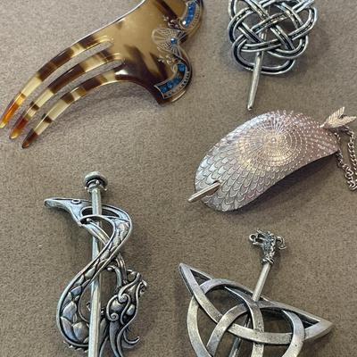 Hair clips