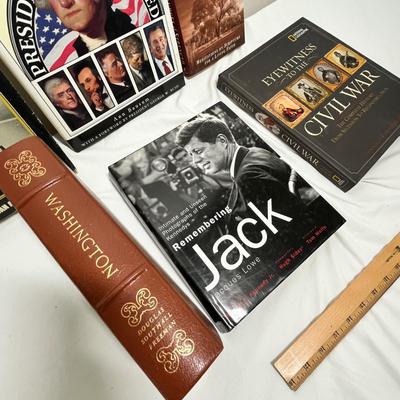 Lot 401 US history books