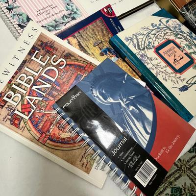 Lot 402 Assortment of books