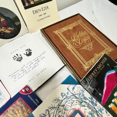 Lot 402 Assortment of books
