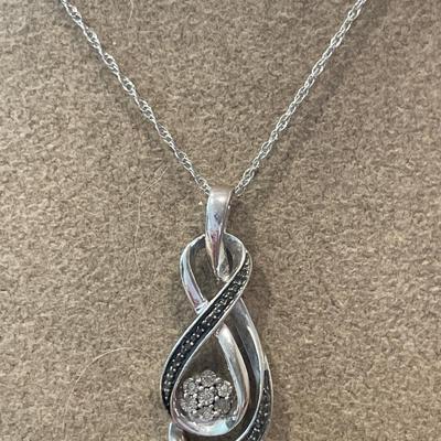 Large 925 pendant and 925 bracelet