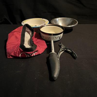 Dog Training Collar, Feed Container & More Dog Items (C-MG)