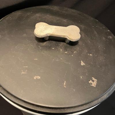 Dog Training Collar, Feed Container & More Dog Items (C-MG)