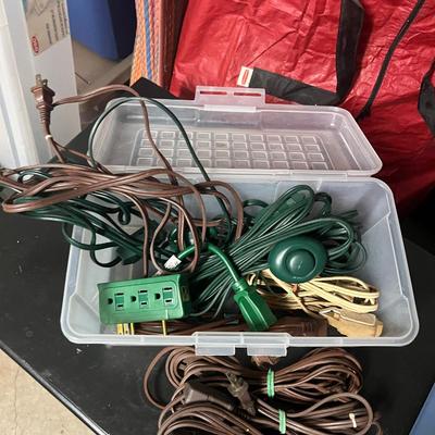 Sale Photo Thumbnail #283: Variety of indoor extension cords, different sizes