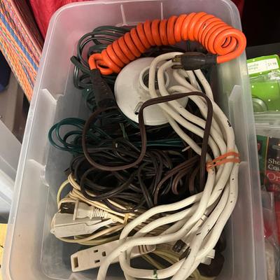 Sale Photo Thumbnail #285: Timers and other light extensions and plugs