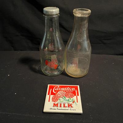 Guyan Tin Milk Box + Biltmore & Borders Glass Milk Bottles (DR-MG)