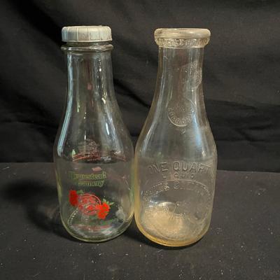 Guyan Tin Milk Box + Biltmore & Borders Glass Milk Bottles (DR-MG)