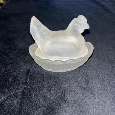 Sale Photo Thumbnail #327: Frosted hen on a nest