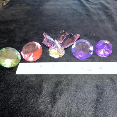 Sale Photo Thumbnail #343: Crystal butterfly and smaller crystal paperweights