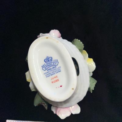 Sale Photo Thumbnail #350: Fine Bone China flower basket