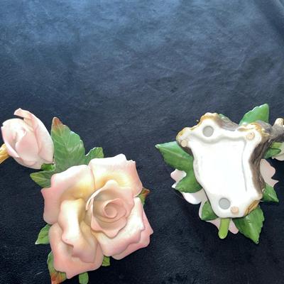 Sale Photo Thumbnail #370: Pair of pink ceramic roses