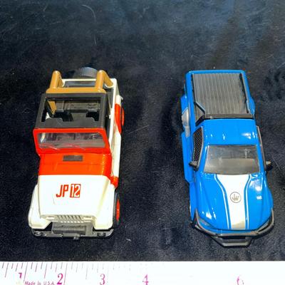 Sale Photo Thumbnail #412: Die Cast cars, not Hot Wheel size scale 1/43