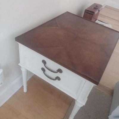 Solid Wood Single Drawer Side Table