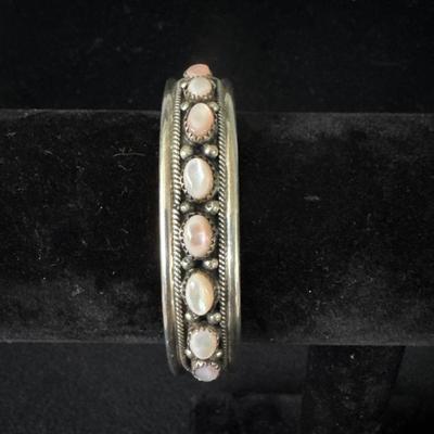 Sterling Silver Navajo Bracelet 925 Natural Pink Mussel Native American Signed FA