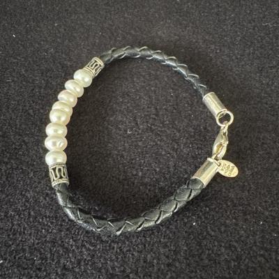 Sterling Silver .925, Pearl, leather Bracelet